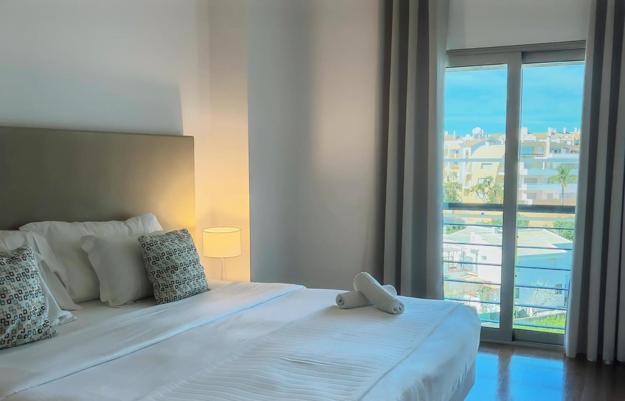Villa Doris Suites Лагос Екстериор снимка