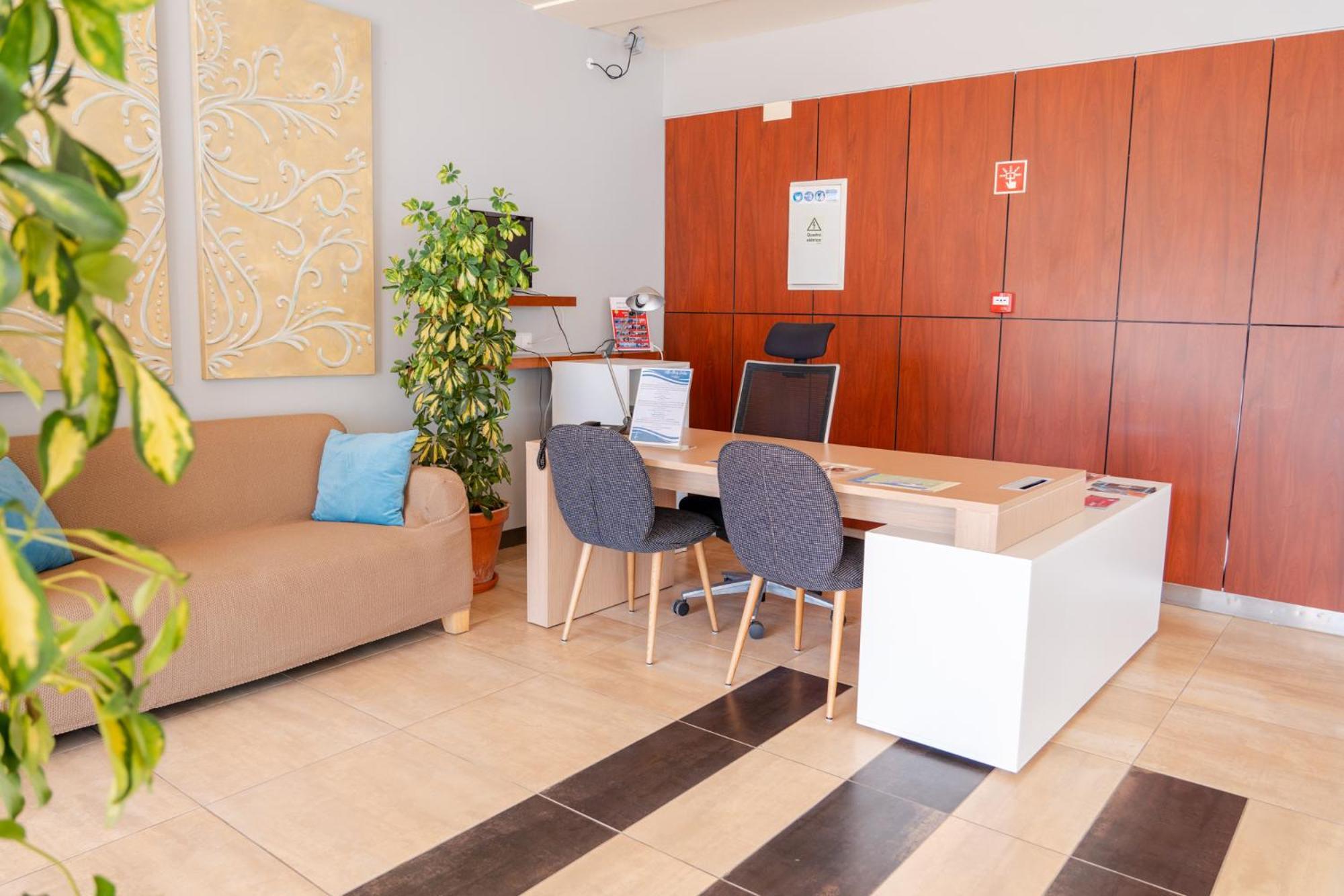 Villa Doris Suites Лагос Екстериор снимка