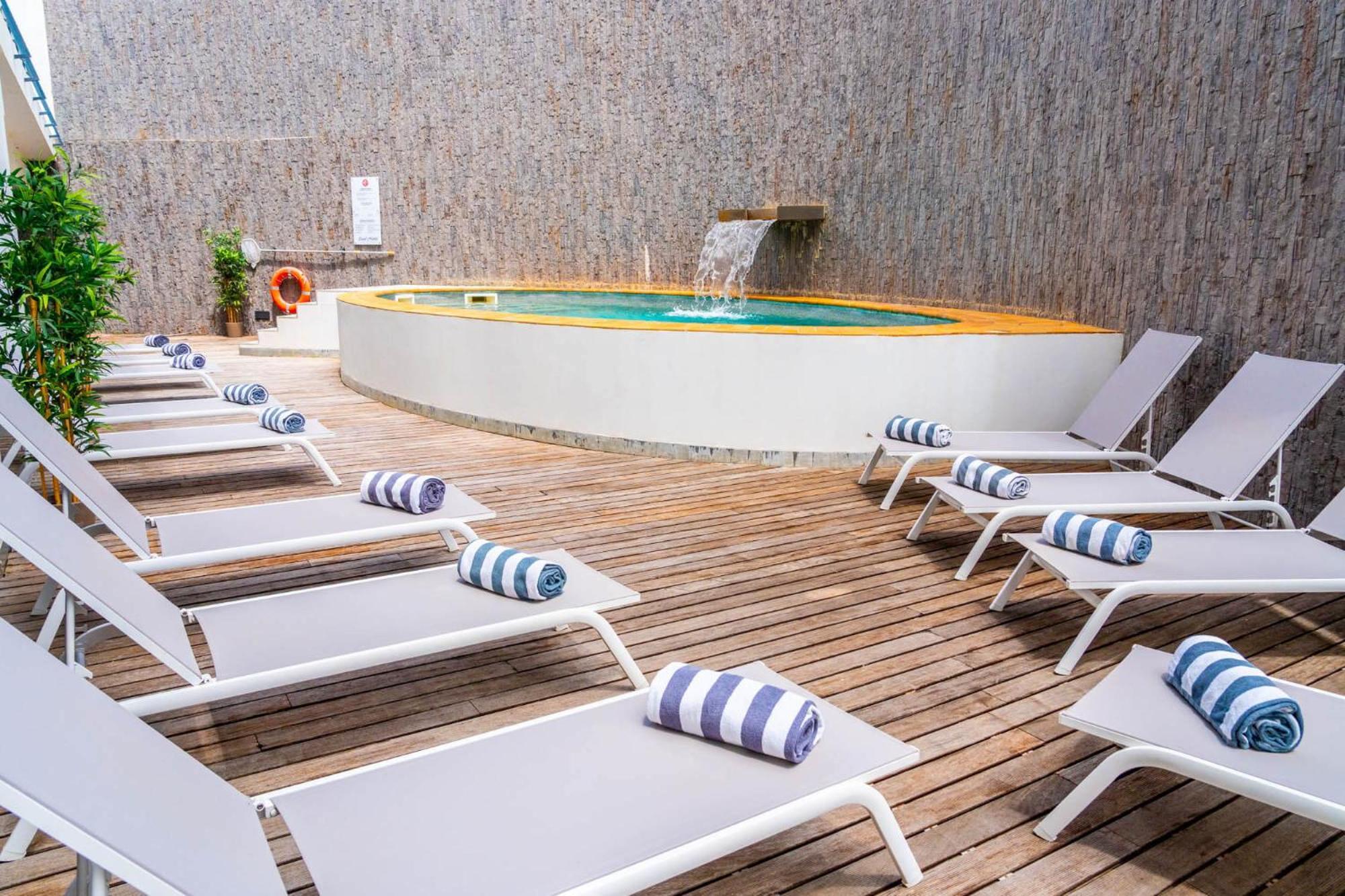 Villa Doris Suites Лагос Екстериор снимка