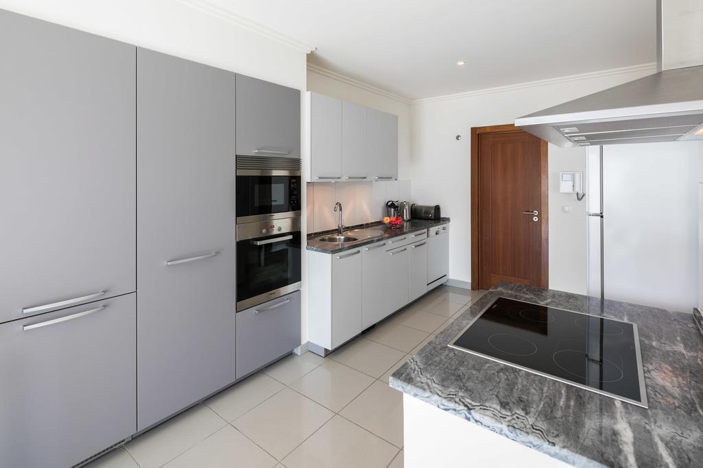 Villa Doris Suites Лагос Екстериор снимка